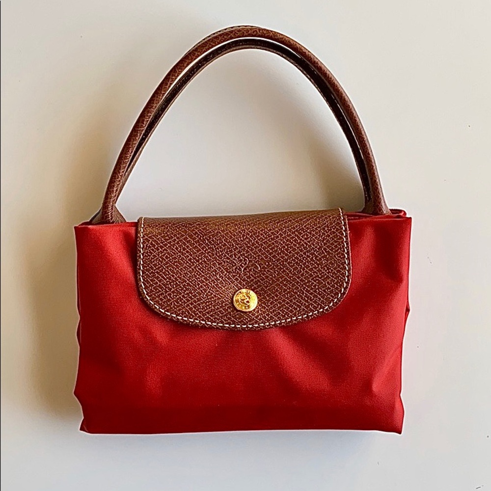Longchamp Hand Bag “Le Pliage” in Red♥️ - Picture 2 of 7